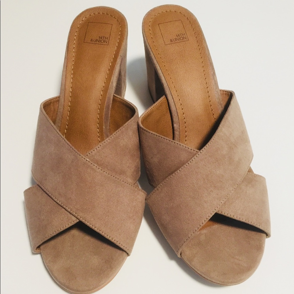 8M Taupe Mule Heels, 14th & Union